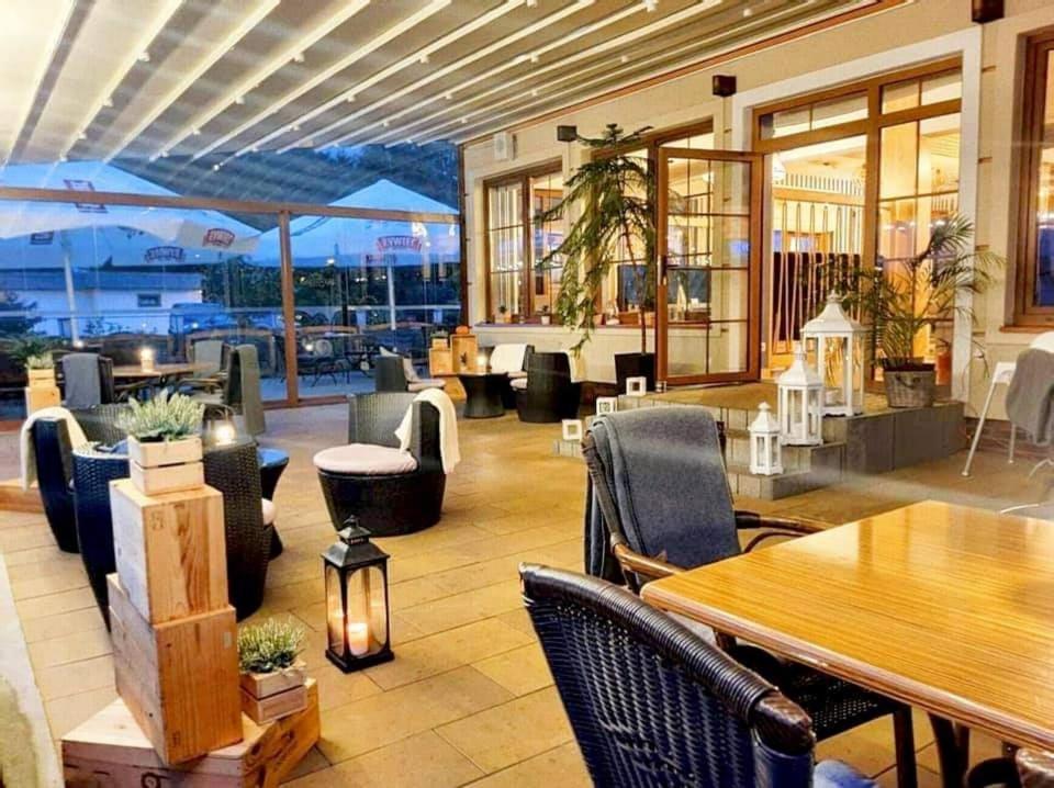 Hotel Sloneczny Brzeg Biskupiec  Εξωτερικό φωτογραφία